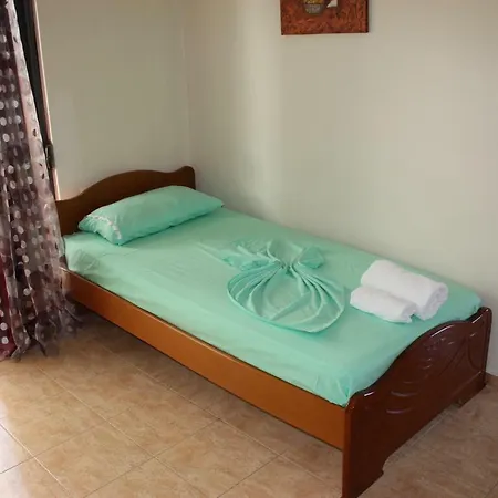 Hotel Alexander Sarande